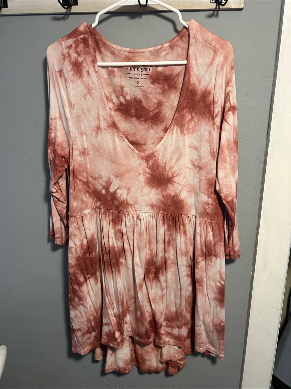 Women's Rust Tie-Dye V-Neck Babydoll Top
